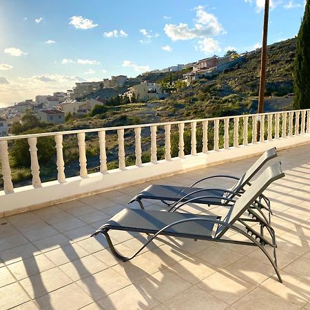 Acropolis Villa 8 Klorakas 外观 照片