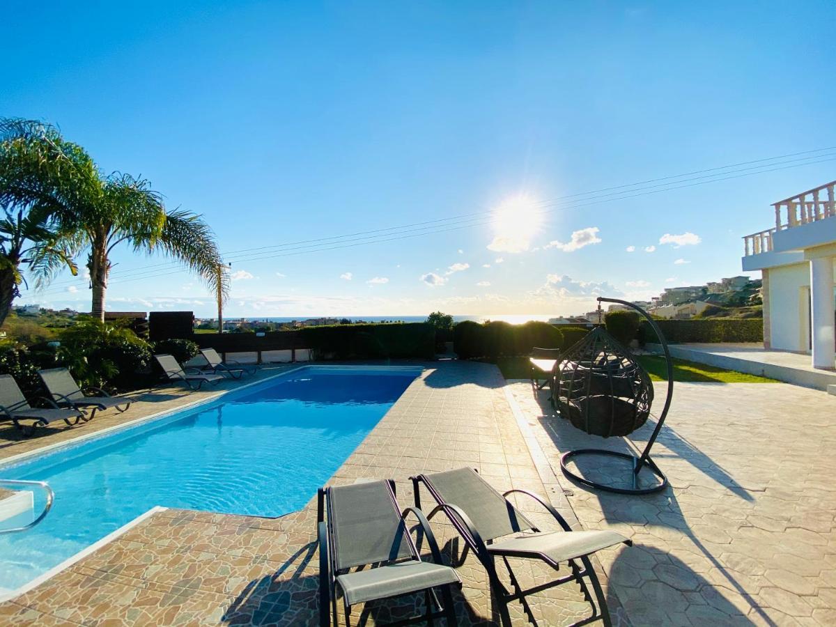 Acropolis Villa 8 Klorakas 外观 照片