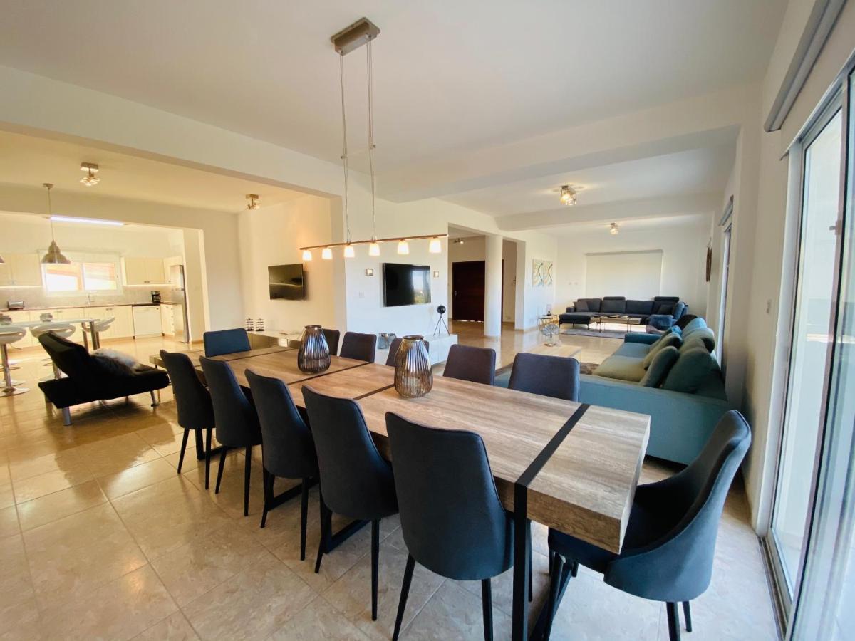 Acropolis Villa 8 Klorakas 外观 照片