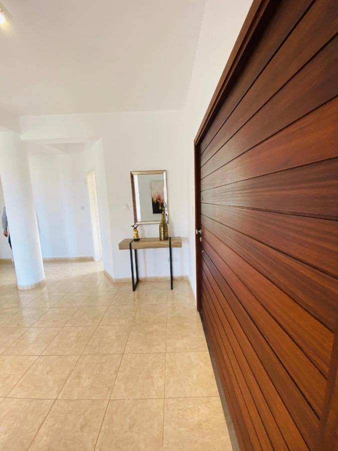 Acropolis Villa 8 Klorakas 外观 照片