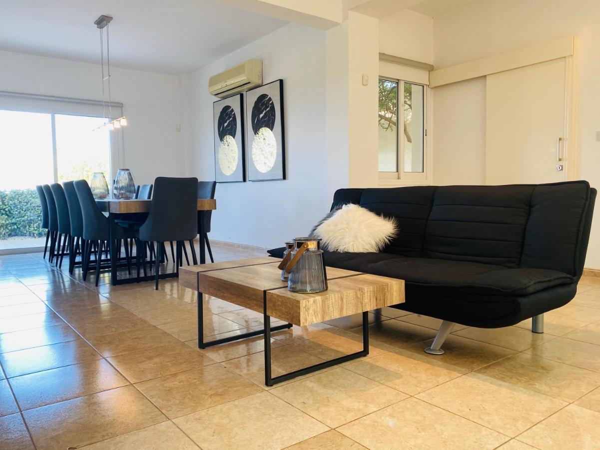 Acropolis Villa 8 Klorakas 外观 照片