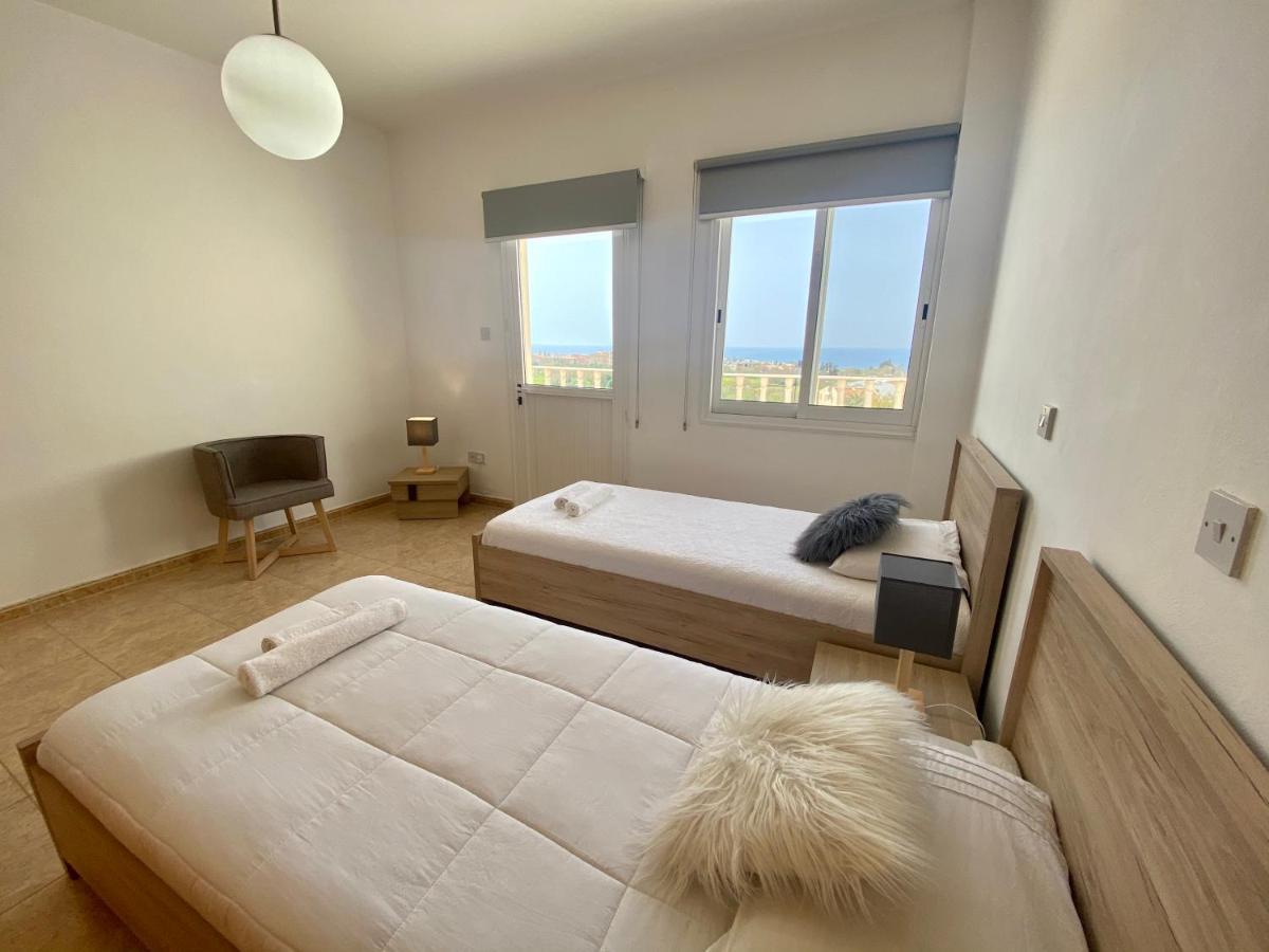 Acropolis Villa 8 Klorakas 外观 照片