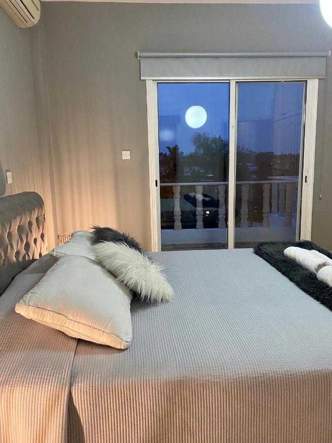 Acropolis Villa 8 Klorakas 外观 照片